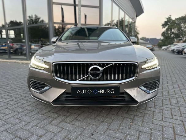 Volvo V60 T8 Twin Engine Inscription AWD 287 kW image number 3