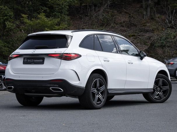 Mercedes-Benz GLC 300 e AMG 230 kW image number 2