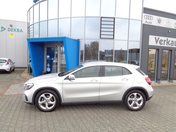 Mercedes-Benz GLA 200 7G-DCT Urban 115 kW image number 5