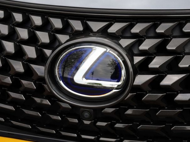 Lexus UX 300e 150 kW image number 42