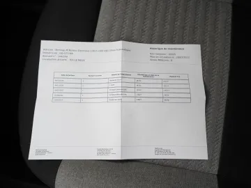 Car image 36