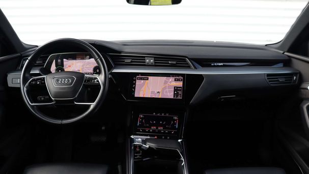 Audi e-tron 55 quattro 300 kW image number 34