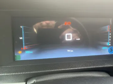 Car image 30