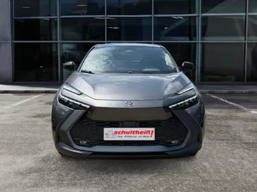 Car image 3