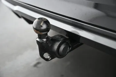 Car image 37