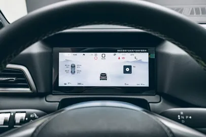 Car image 20