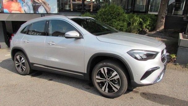 Mercedes-Benz GLA 180 100 kW image number 7