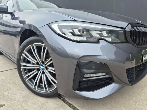 BMW 330e Touring M 215 kW image number 7