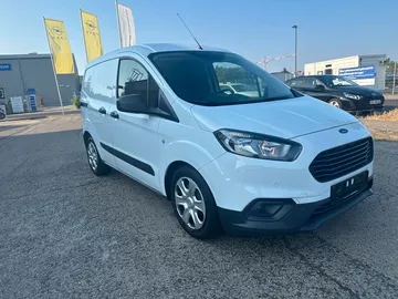 Car image 25