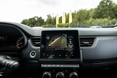 Car image 34