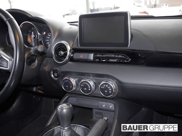 Fiat 124 Spider 1.4 MultiAir Turbo Lusso 103 kW image number 3