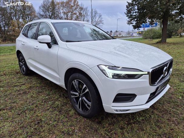 Volvo XC60 B4 AWD Momentum Pro 145 kW image number 3