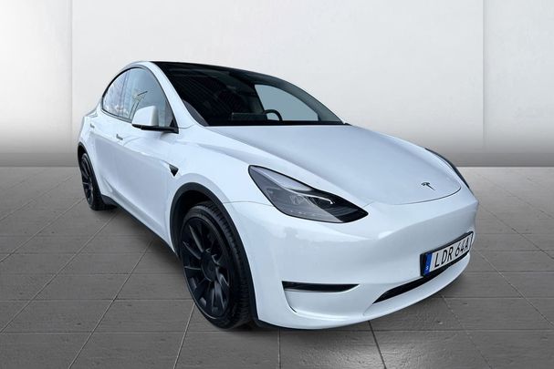 Tesla Model Y Long Range AWD 378 kW image number 2