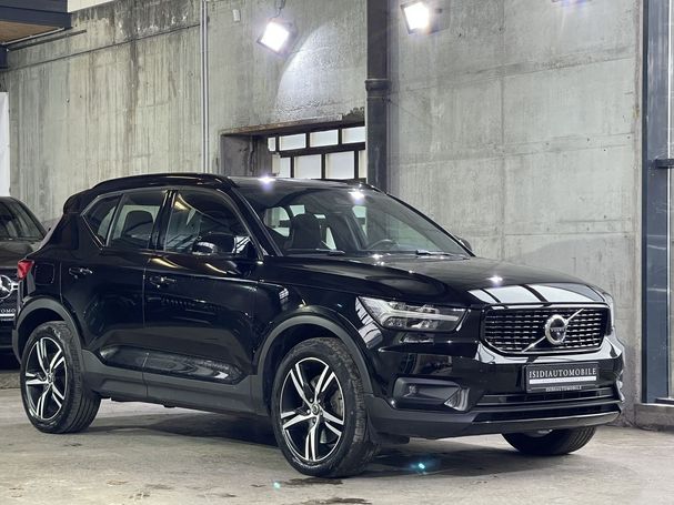 Volvo XC40 R Plug-in T4 Design 155 kW image number 11