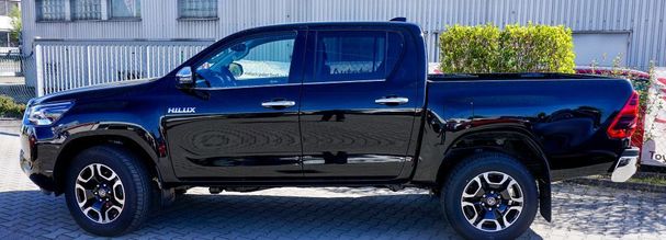 Toyota Hilux 4x4 150 kW image number 4