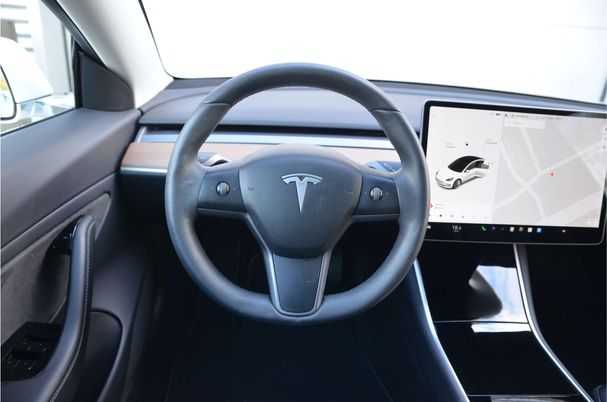 Tesla Model 3 Long Range AWD 290 kW image number 14