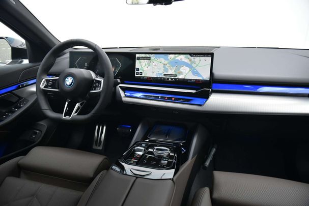 BMW i5 eDrive40 M Sport 250 kW image number 11