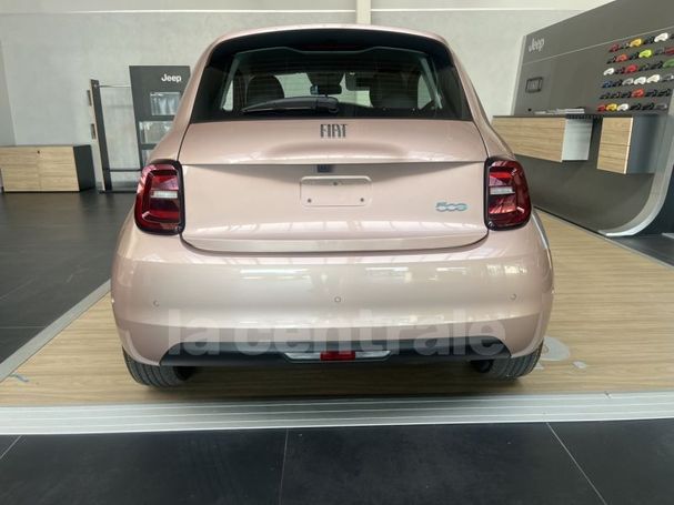 Fiat 500 e 70 kW image number 6