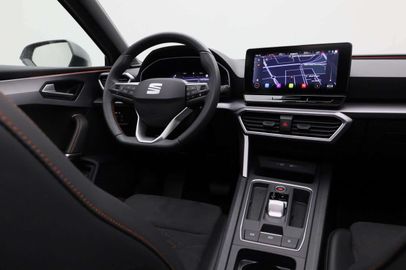 Car image 26