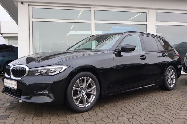 BMW 318d Touring Sport Line 110 kW image number 1