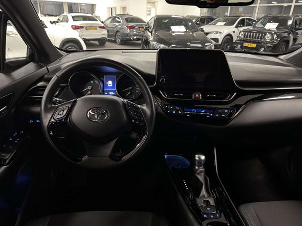 Toyota C-HR 1.8 Hybrid Executive 90 kW image number 15