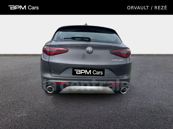 Alfa Romeo Stelvio 2.2 Diesel AT8 Super 132 kW image number 6