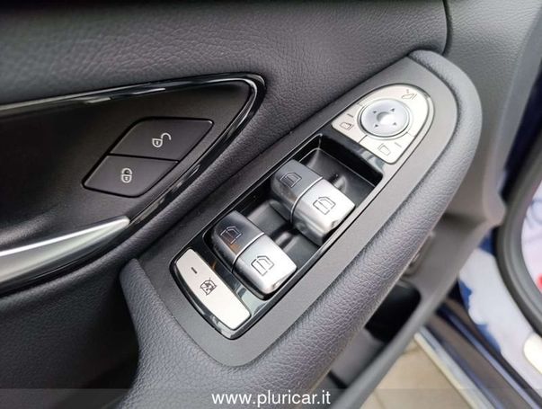 Mercedes-Benz C 300 225 kW image number 21