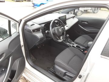 Car image 7