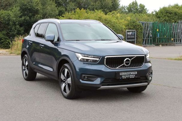 Volvo XC40 T2 Momentum 95 kW image number 4