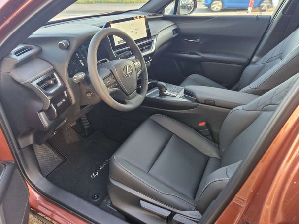 Lexus UX 300h 146 kW image number 6