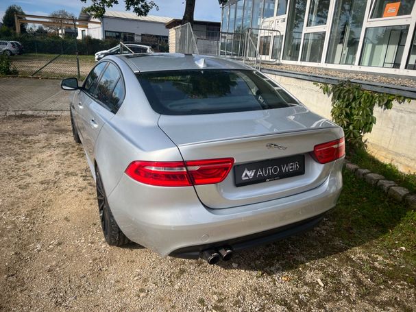 Jaguar XE 132 kW image number 5