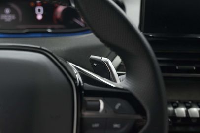 Car image 37