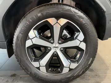 Car image 49