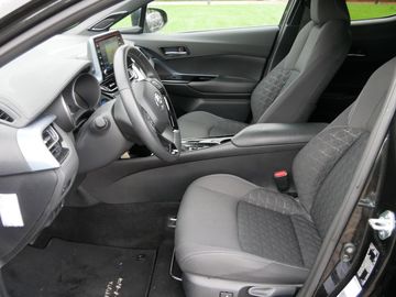 Car image 14