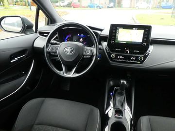 Car image 20