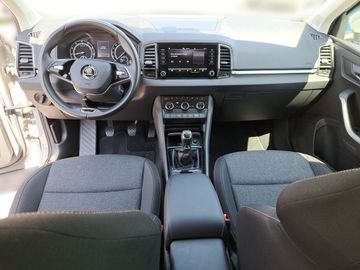 Car image 11