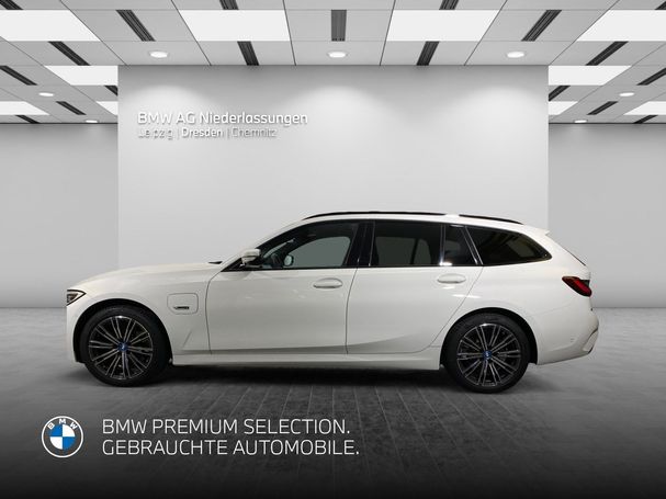 BMW 320 e Touring M Sport xDrive 150 kW image number 5