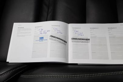 Car image 48