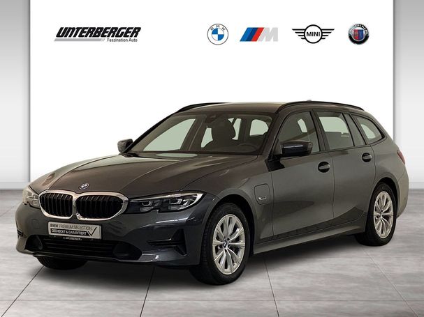 BMW 330e Touring M 215 kW image number 1