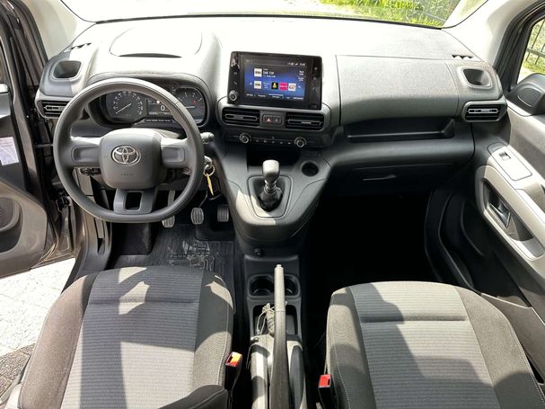 Toyota Proace City 81 kW image number 6