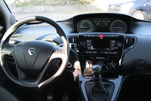 Lancia Ypsilon 51 kW image number 15