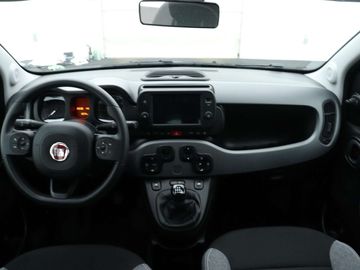 Car image 16