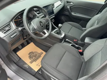 Car image 14