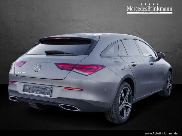 Mercedes-Benz CLA 250 Shooting Brake e 160 kW image number 3