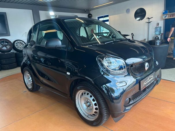 Smart ForTwo coupe EQ 60 kW image number 2