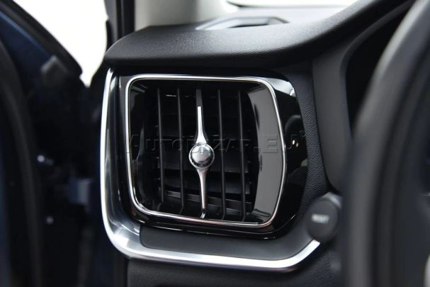 Volvo V60 D4 Momentum 140 kW image number 76