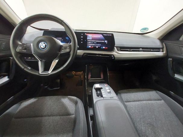 BMW iX1 xDrive30 230 kW image number 9