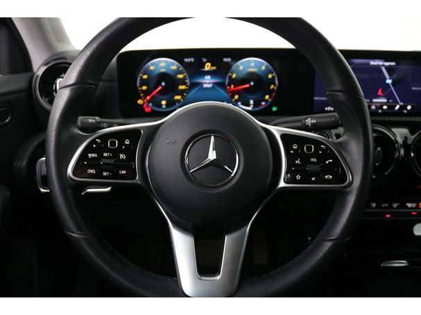 Mercedes-Benz A 180 100 kW image number 12