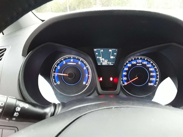 Hyundai ix20 1.4 blue Classic 66 kW image number 11