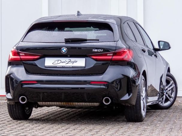 BMW 120i M Sport 131 kW image number 3